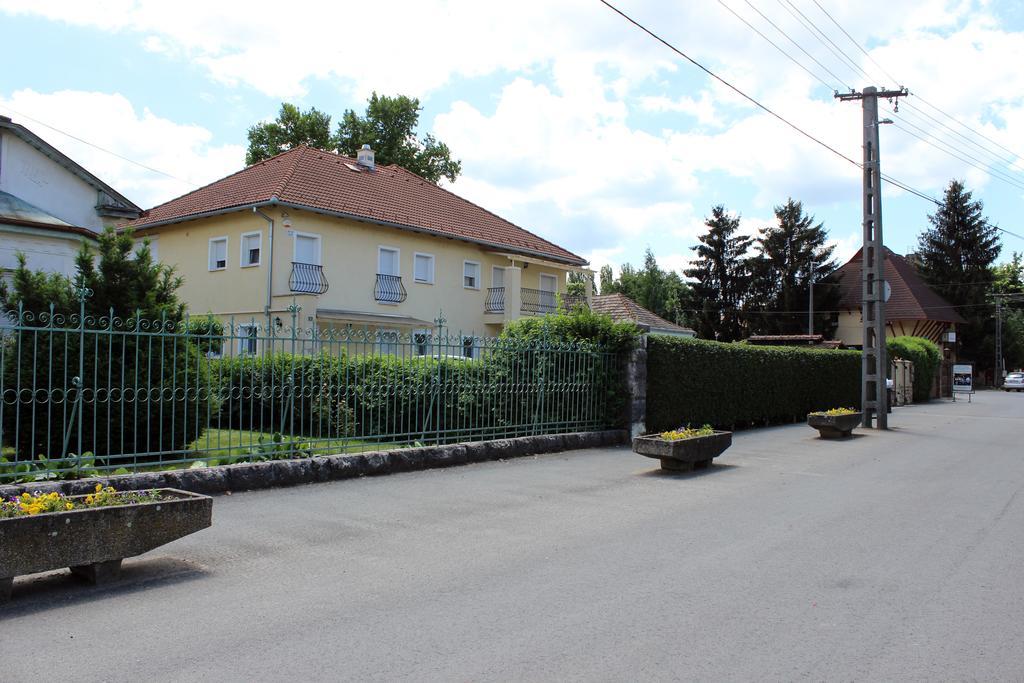 Otto Apartment Harkány Buitenkant foto